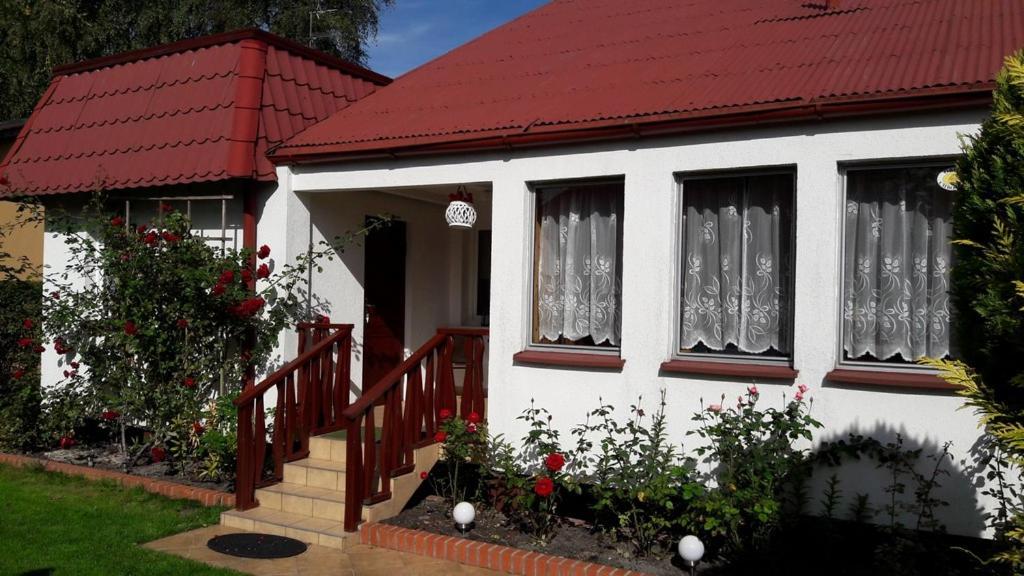 Villa Domek Letniskowy U Basi Rowy  Exterior foto